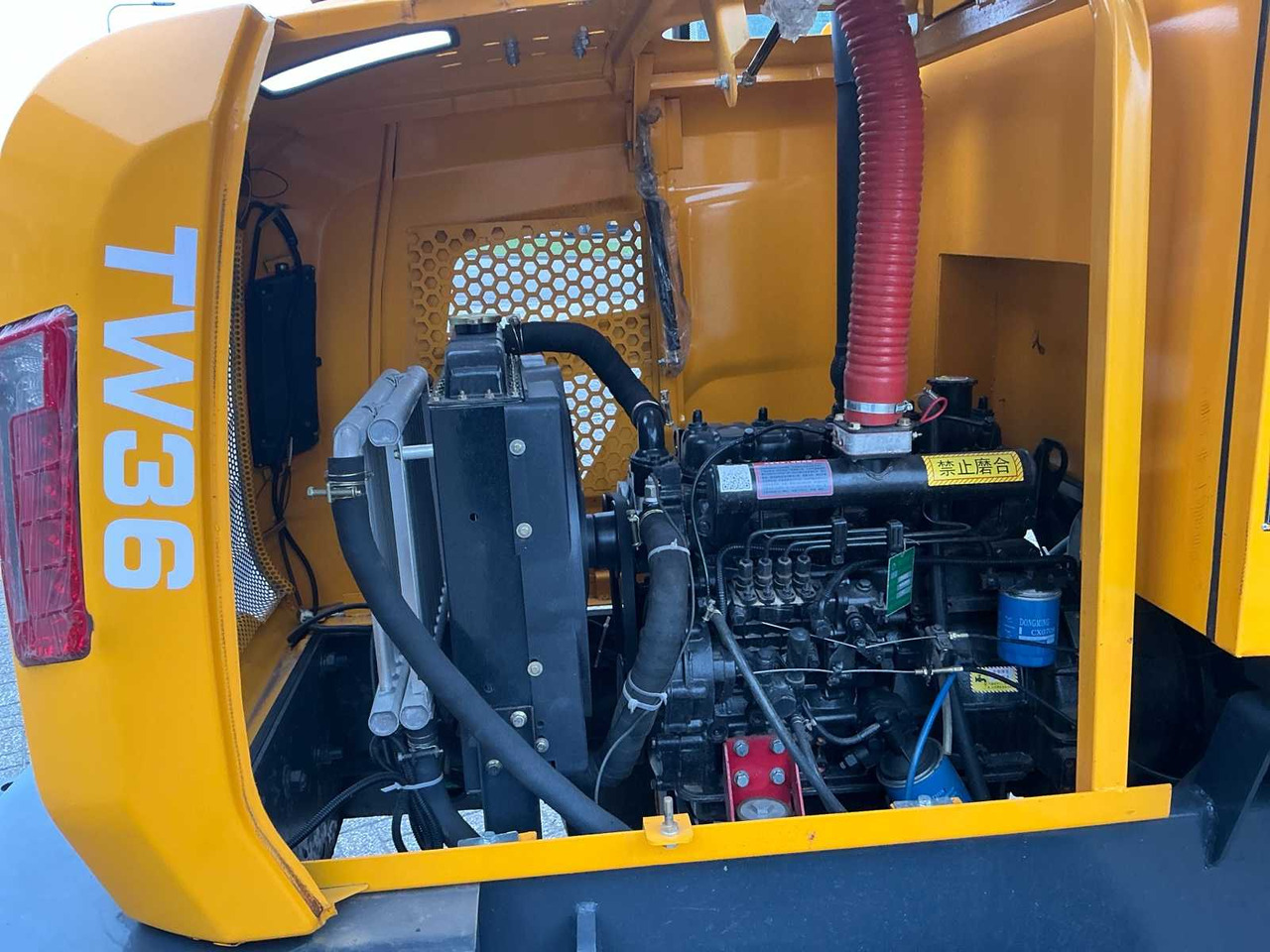 Chargeuse sur pneus 2024 BLANCHE TW36 SHOVEL