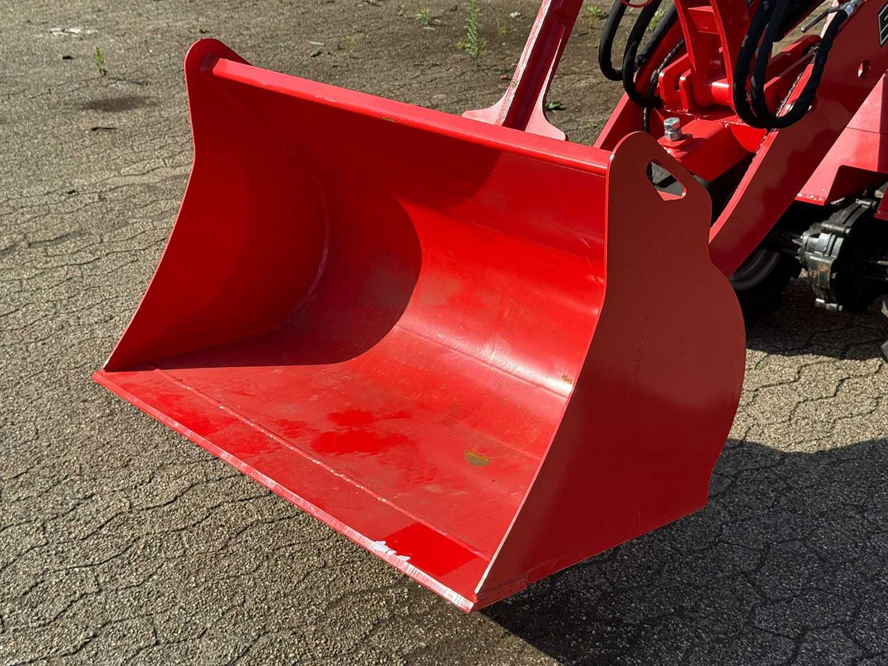 Chargeuse sur pneus 2024 STAHLWORKS R906 SHOVEL