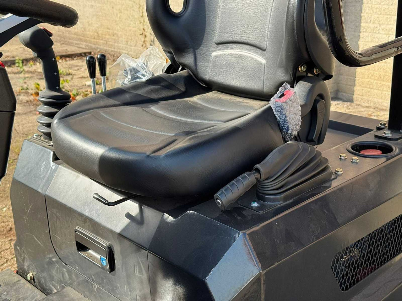 Chargeuse sur pneus 2024 STAHLWORKS R906 SHOVEL