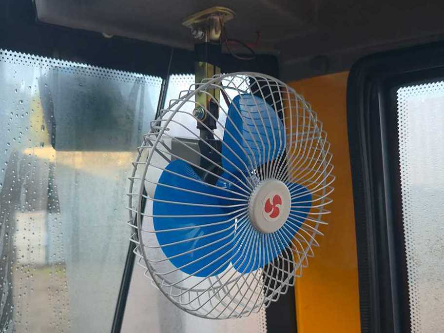 Chargeuse sur pneus 2025 - BLANCHE - TW36 - SHOVEL