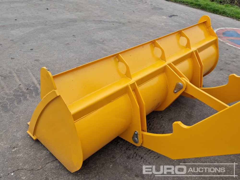 Chargeuse sur pneus 2025 Blanche TW36