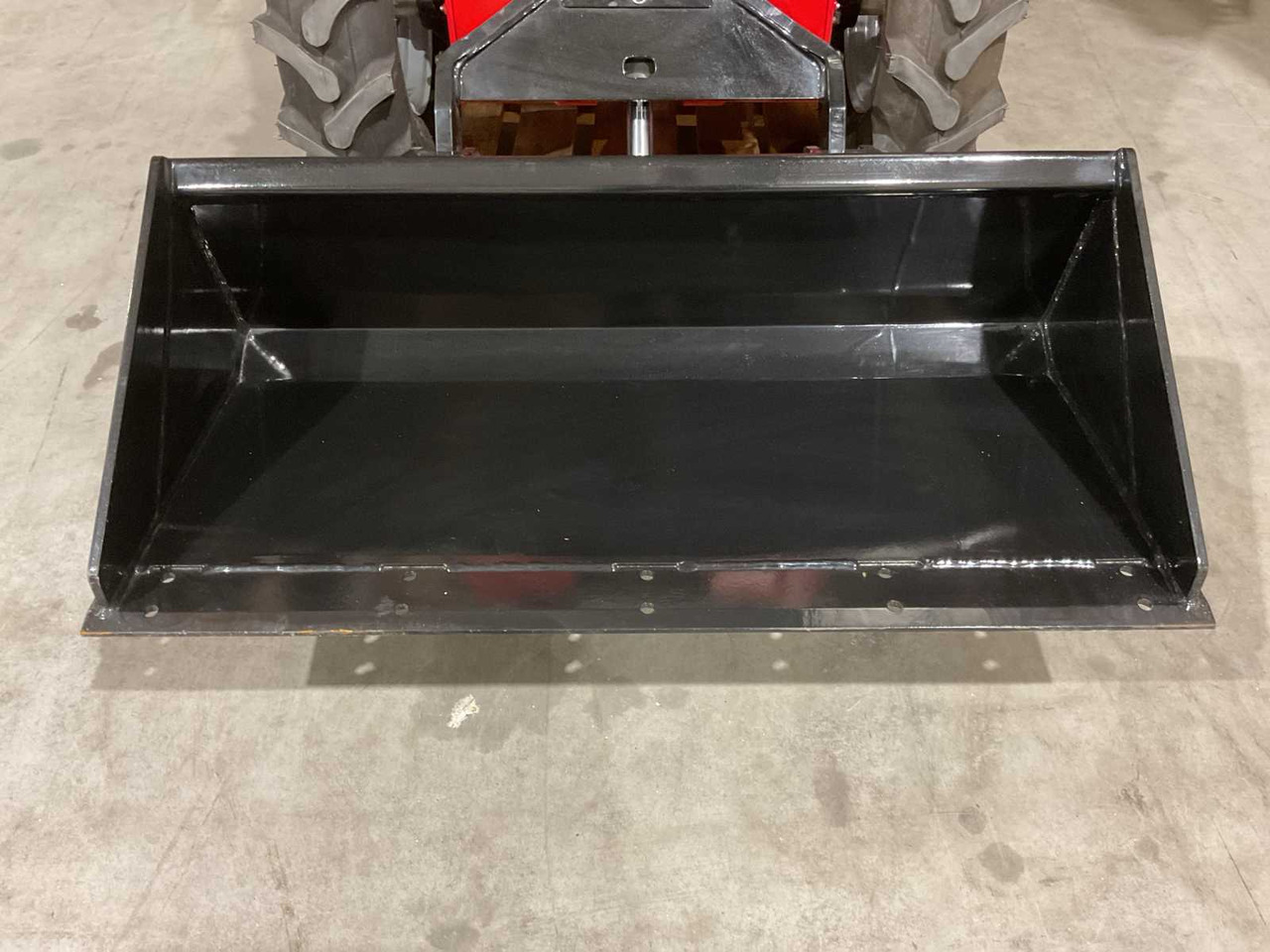 Chargeuse sur pneus 2025 RHINO-CROSS SSL480 SHOVEL