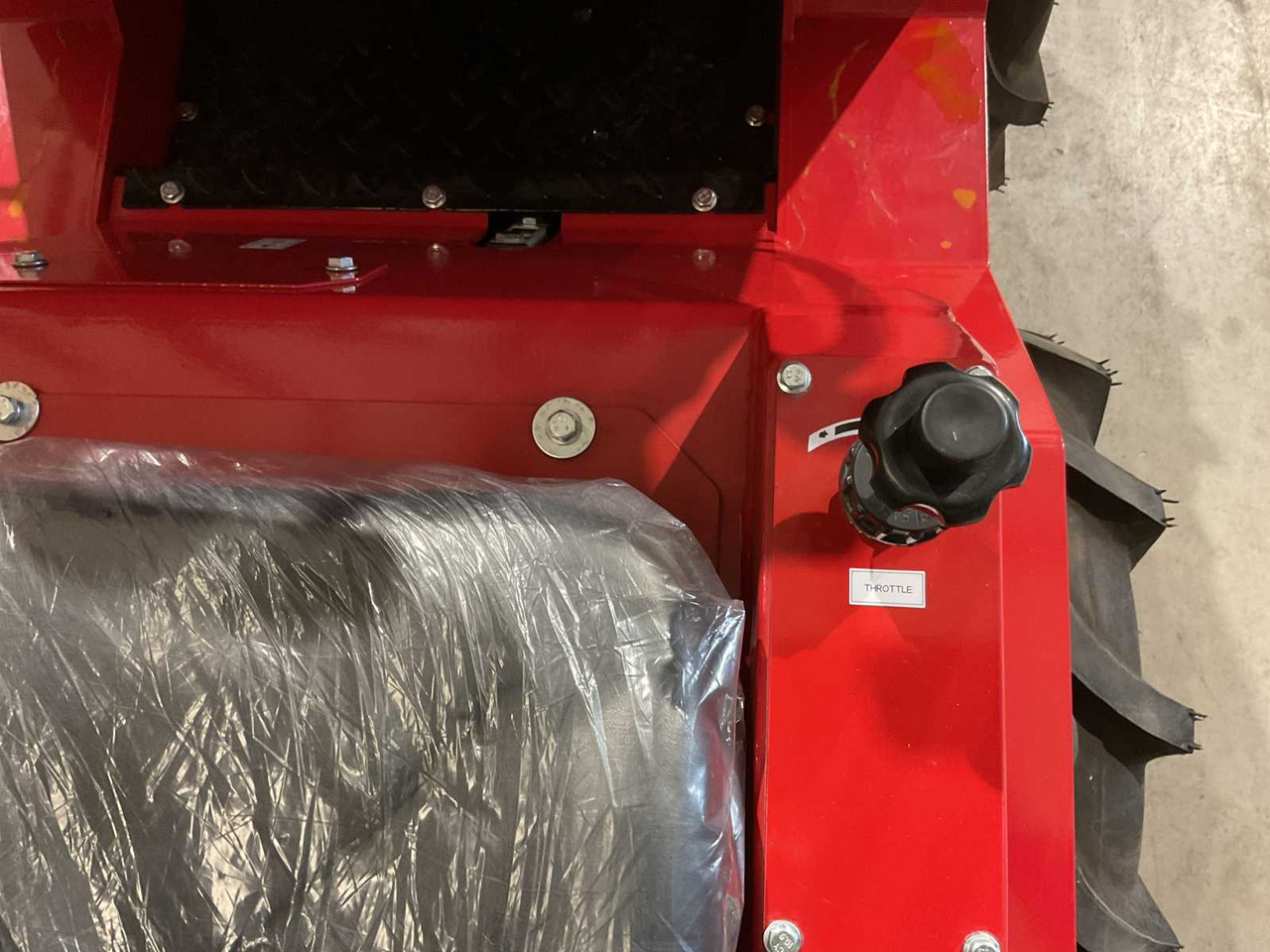 Chargeuse sur pneus 2025 RHINO-CROSS SSL480 SHOVEL