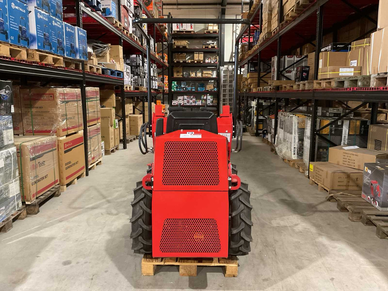 Chargeuse sur pneus 2025 RHINO-CROSS SSL480 SHOVEL