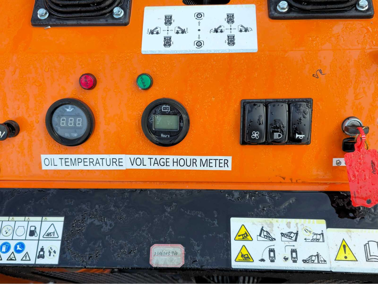 Chargeuse sur pneus 2025 - SDLOOL - 36C - ORANGE - SHOVEL