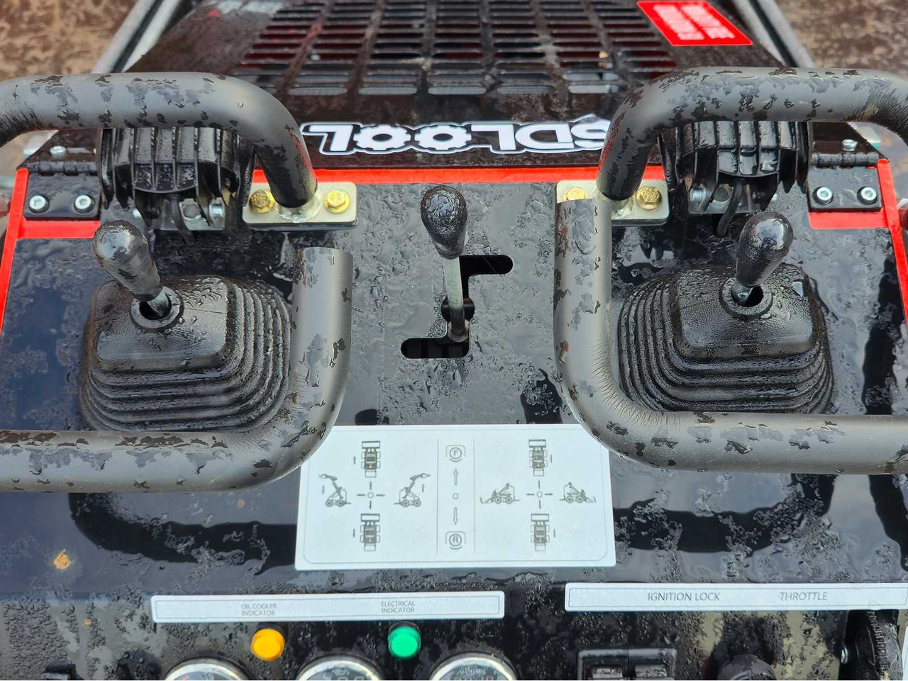 Chargeuse sur pneus 2025 - SDLOOL - SL380 - RED - SHOVEL