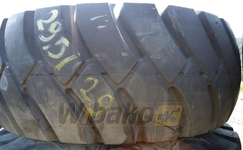 Chargeuse sur pneus 29.5/29 OPONA