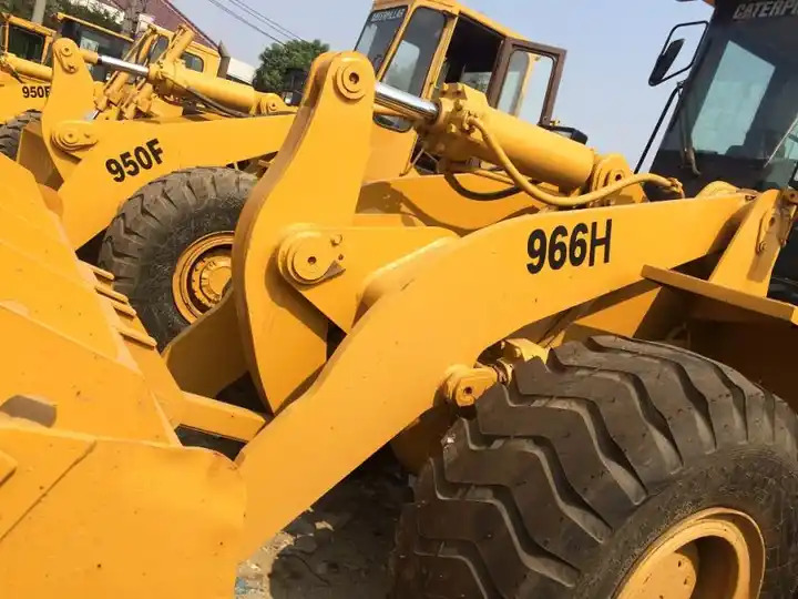 Chargeuse sur pneus 5 ton mini Used Original State loader CAT 966H Used Small  wheel loader