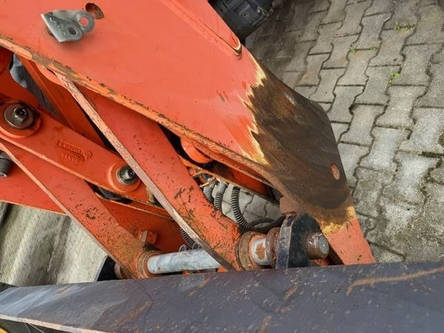 Chargeuse sur pneus AHLMANN AS 150 E