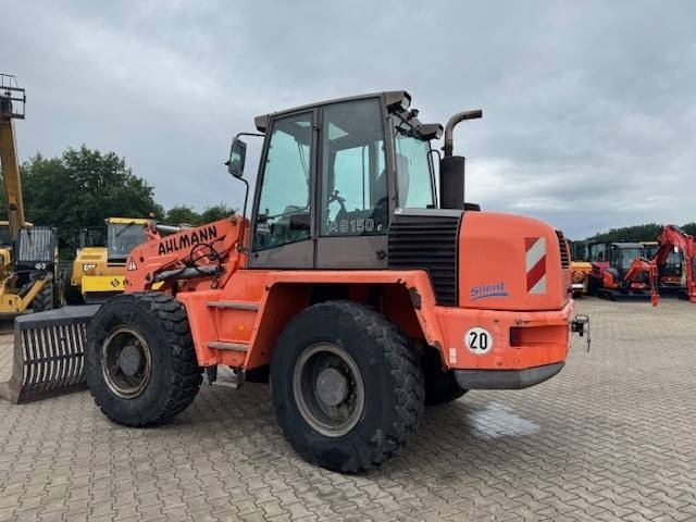 Chargeuse sur pneus AHLMANN AS 150 E