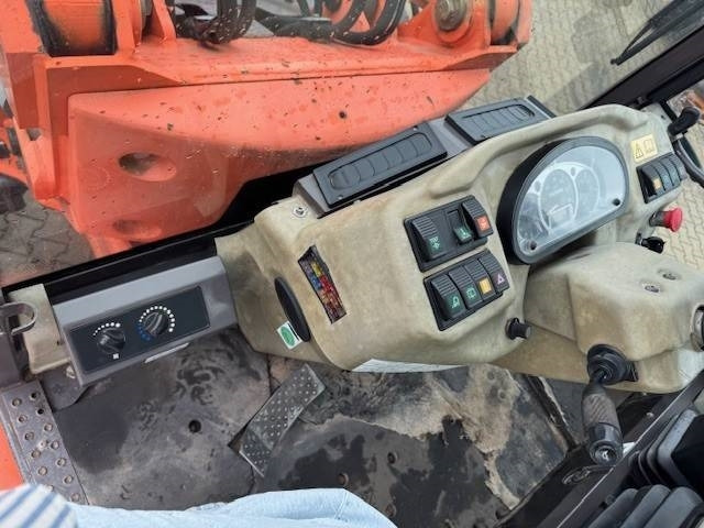 Chargeuse sur pneus AHLMANN AS 150 E