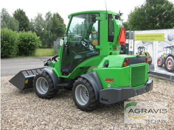 AVANT 750 - Chargeuse sur pneus