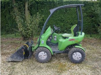 AVANT Miniradlader 220 - Chargeuse sur pneus