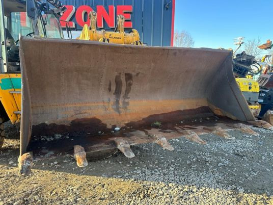 Chargeuse sur pneus Ahlmann AS150 Rotative à 17900 Euros HT