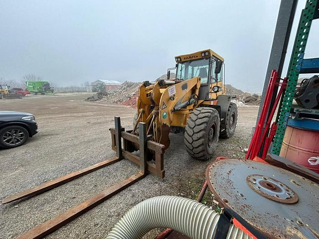 Chargeuse sur pneus Ahlmann AS210 / AZ210 -