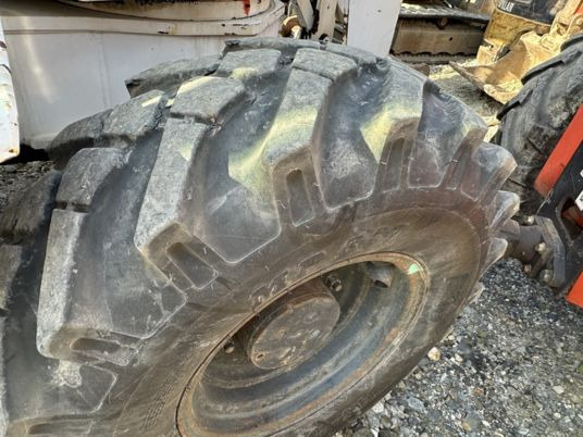 Chargeuse sur pneus Ahlmann AS90 Rotative  16500 € HT