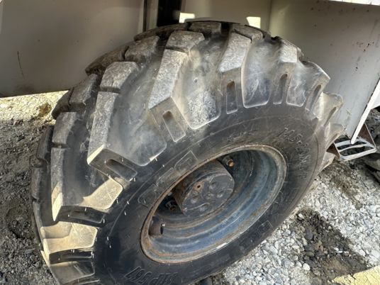 Chargeuse sur pneus Ahlmann AS90 Rotative  16500 € HT