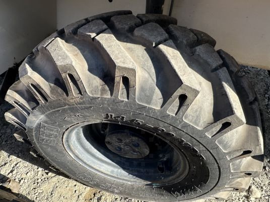 Chargeuse sur pneus Ahlmann AS90 Rotative  16500 € HT