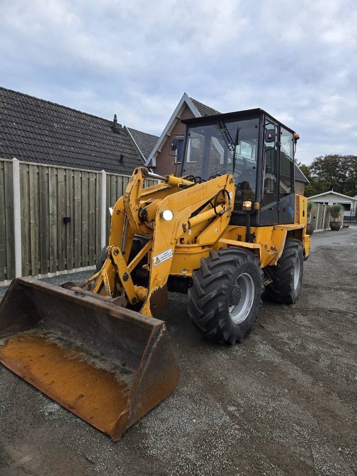 Chargeuse sur pneus Ahlmann AS 5