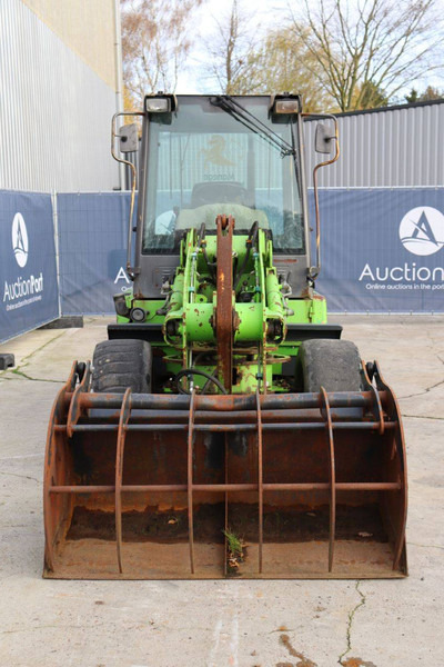 Chargeuse sur pneus Ahlmann AZ45