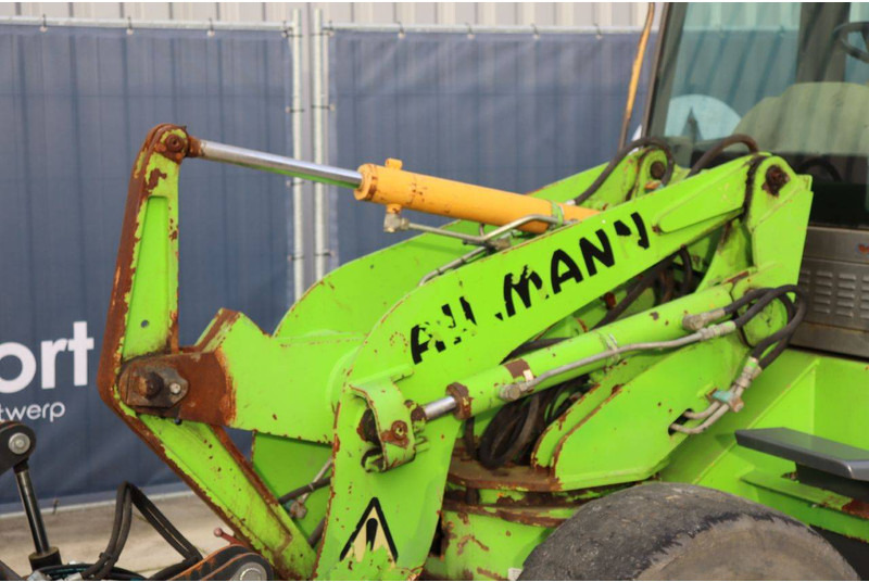 Chargeuse sur pneus Ahlmann AZ45