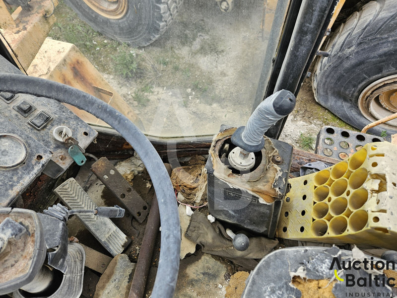 Chargeuse sur pneus Amkodor TO-18.B3