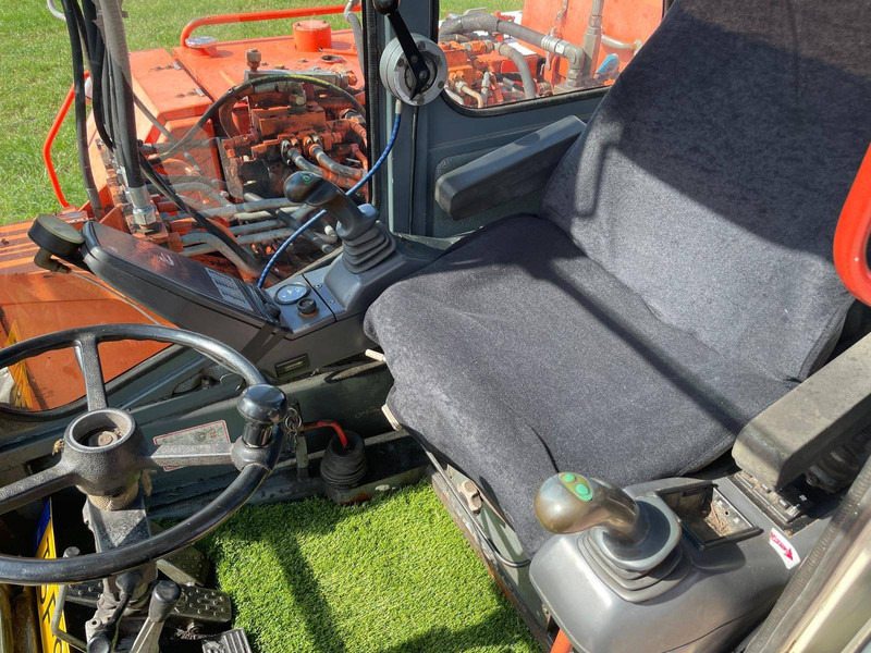 Chargeuse sur pneus Atlas 1104