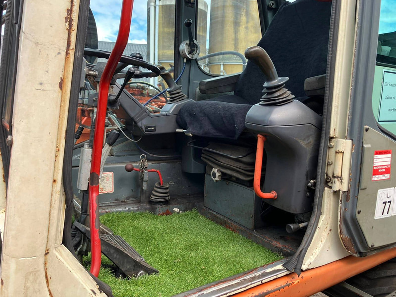 Chargeuse sur pneus Atlas 1104