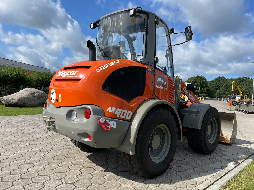 Chargeuse sur pneus Atlas AR400