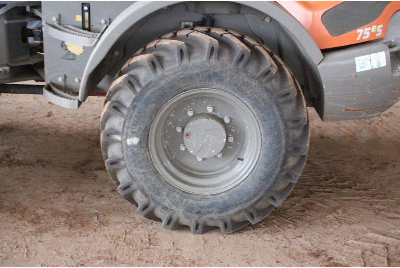 Chargeuse sur pneus Atlas AR75eS