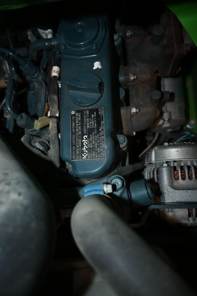 Chargeuse sur pneus Avant 423