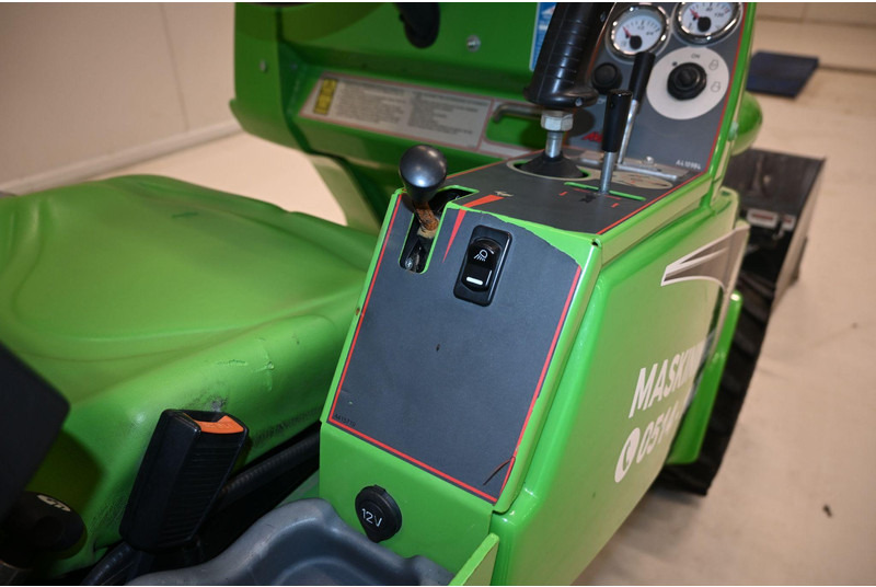 Chargeuse sur pneus Avant 423