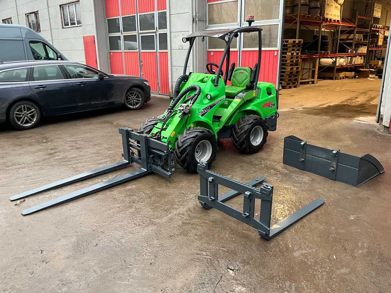 Chargeuse sur pneus Avant 528