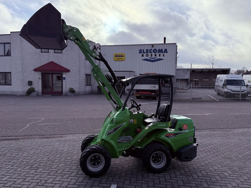 Chargeuse sur pneus Avant 528 TDL Optidrive