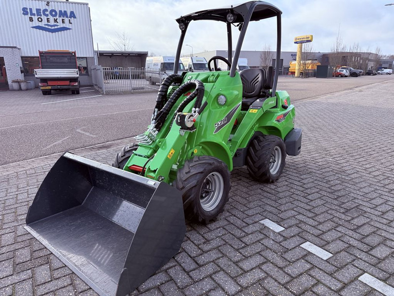 Chargeuse sur pneus Avant 528 TDL Optidrive