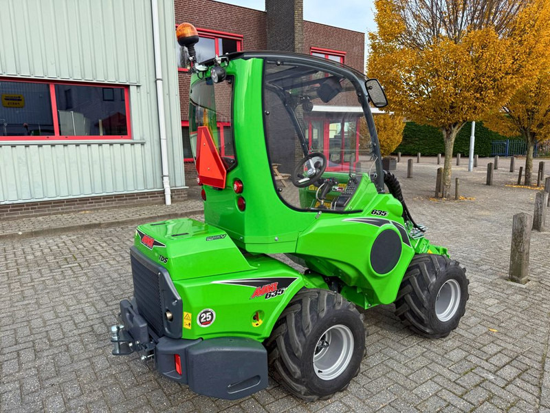 Chargeuse sur pneus Avant 635i TDS