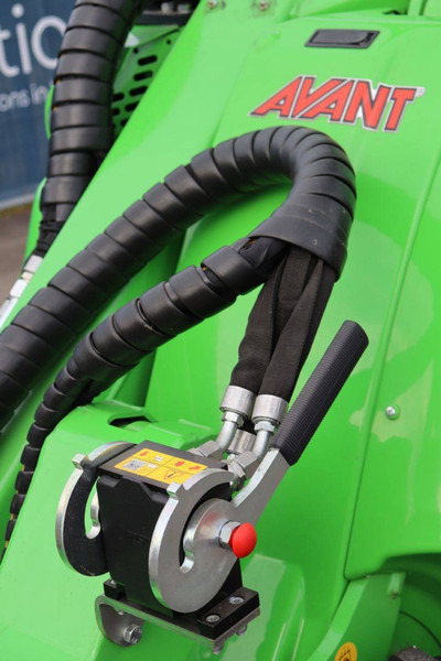 Chargeuse sur pneus Avant 735i TDL