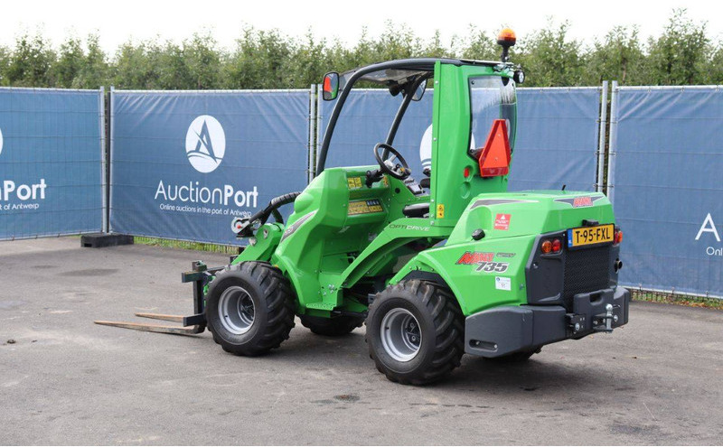 Chargeuse sur pneus Avant 735i TDL