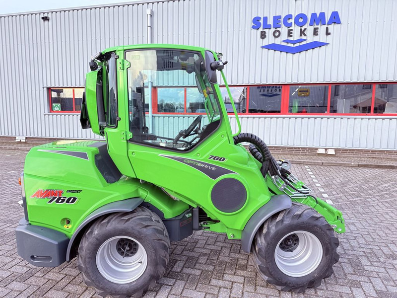 Chargeuse sur pneus Avant 760i GTX met Cabine
