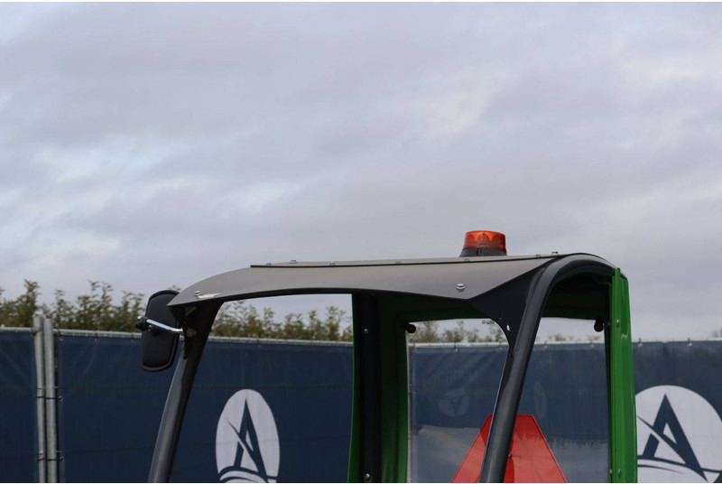 Chargeuse sur pneus Avant E6