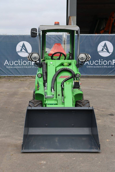 Chargeuse sur pneus Avant E6