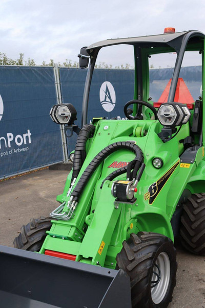 Chargeuse sur pneus Avant E6