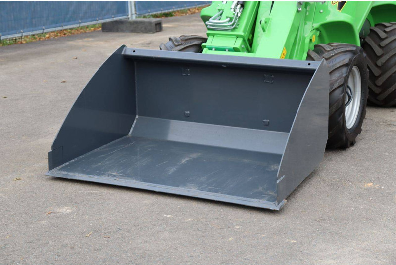 Chargeuse sur pneus Avant E6