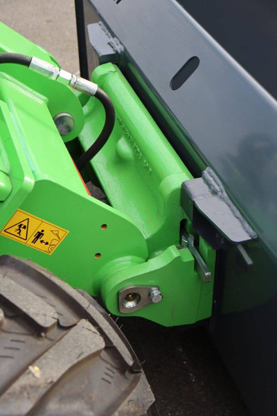 Chargeuse sur pneus Avant E 527 TDL