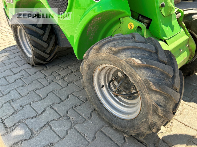 Chargeuse sur pneus Avant Tecno 530