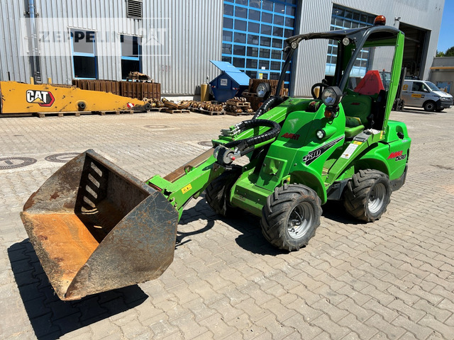 Chargeuse sur pneus Avant Tecno 530