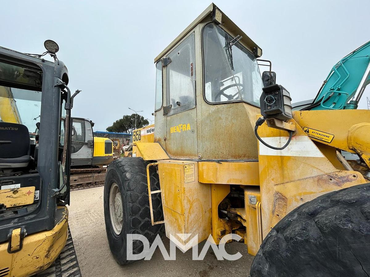 Chargeuse sur pneus BENFRA 515B