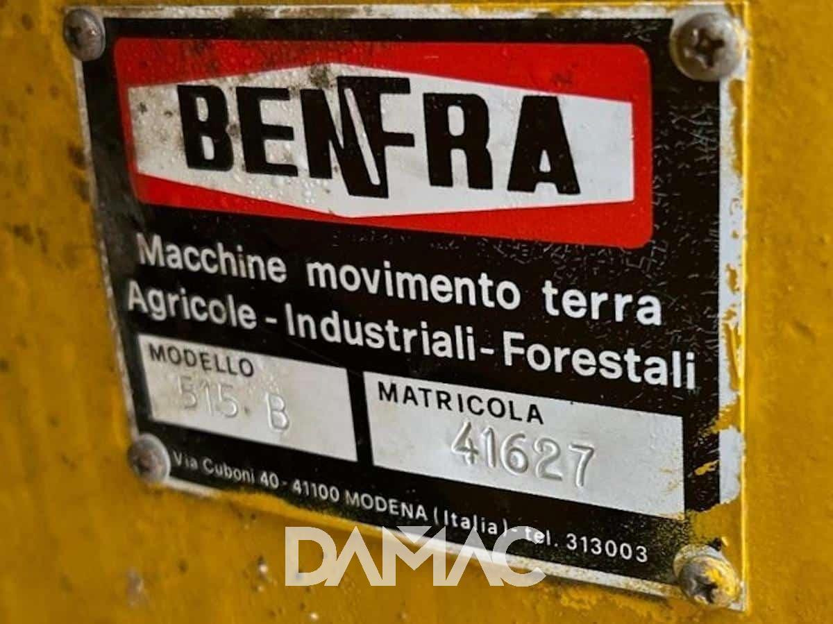 Chargeuse sur pneus BENFRA 515B