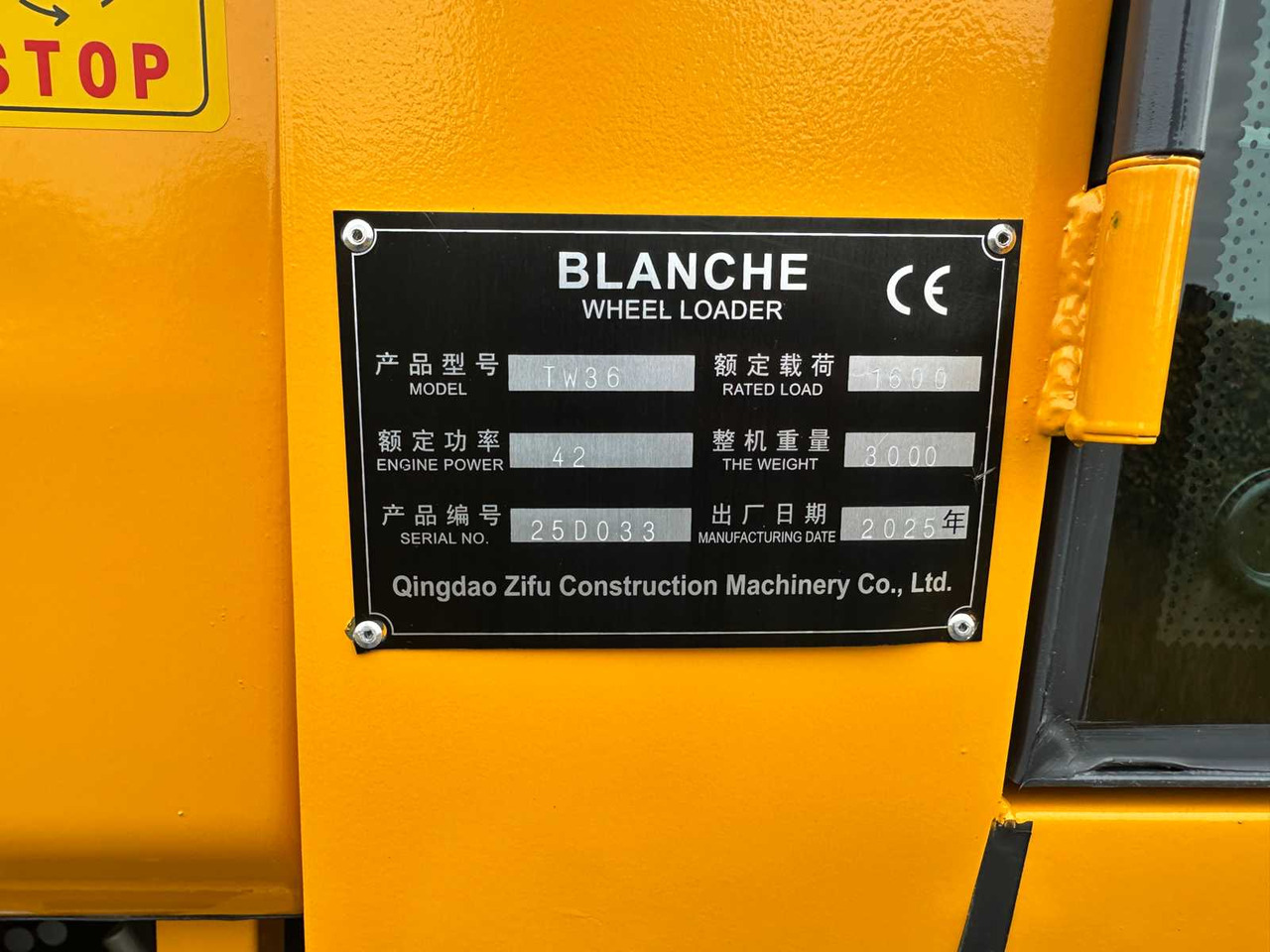 Chargeuse sur pneus BLANCHE - 2025 - TW36 - SHOVEL