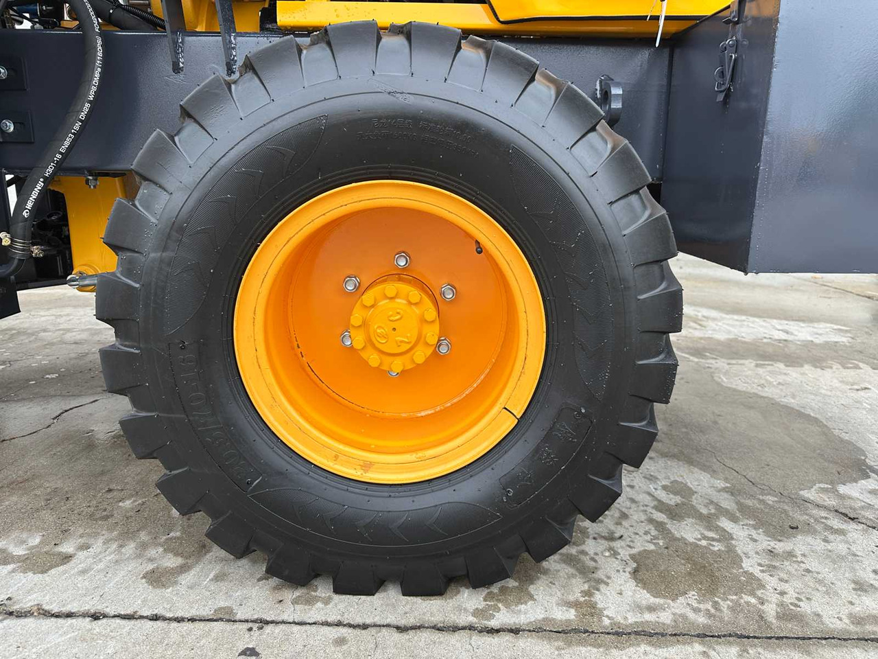 Chargeuse sur pneus BLANCHE - 2025 - TW36 - SHOVEL